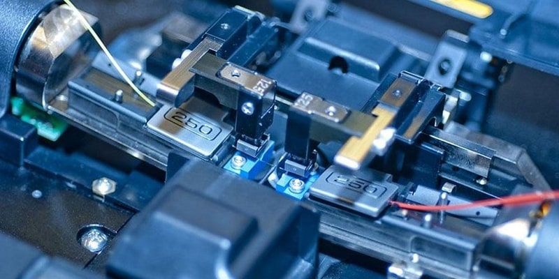 Fusión y Certificación de Fibras Ópticas SM-MM / GPON, Certificación de cobre: CAT. 6, CAT. 6A y CAT. 7A